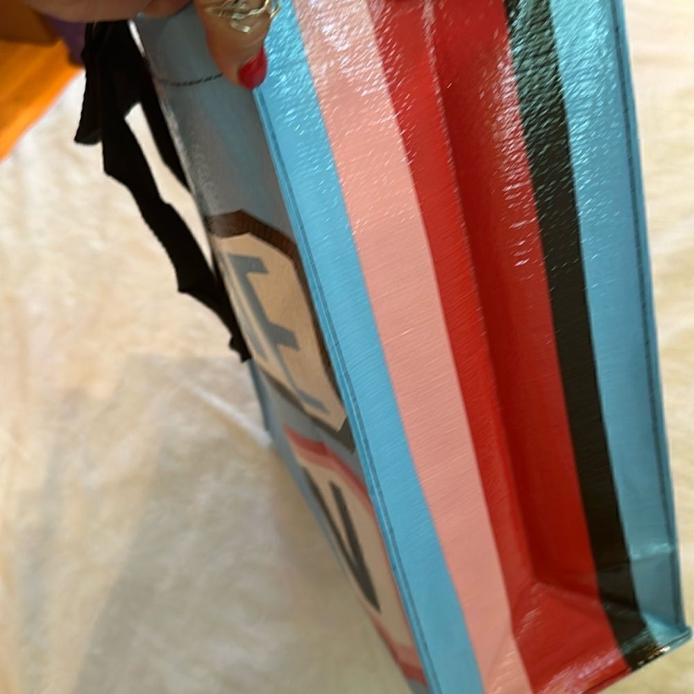Blue Q Shopper Plastic Tote  Bag - I Love This Town Home Pride Recycled - Picture 5 of 16